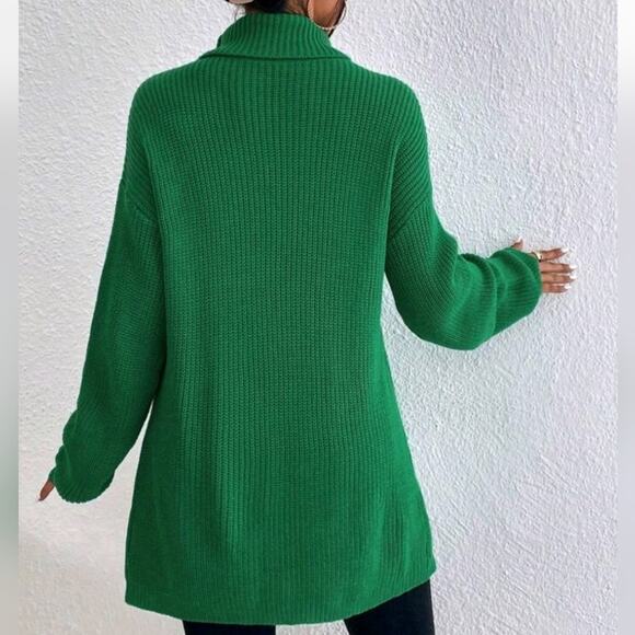 Green Oversized Turtleneck Slit Sweater Sz Medium - Picture 2 of 7